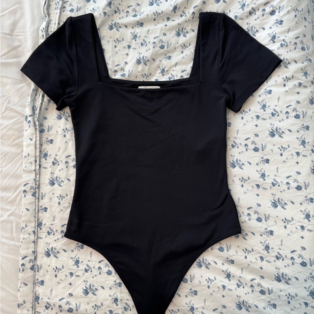 Babaton Black Short Sleeve Bodysuit